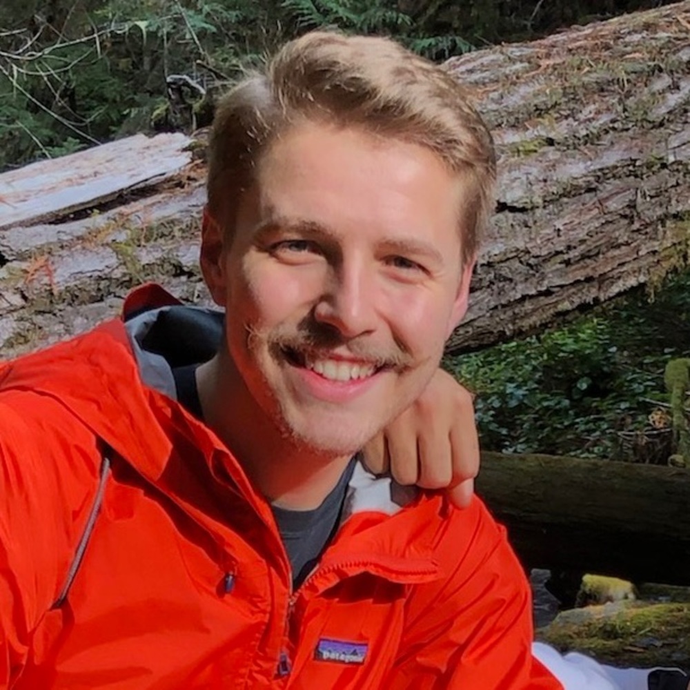 Meet your Posher, Max